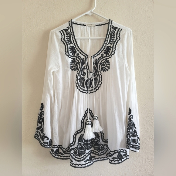Sophie Max, Embroidered Cotton Top, White and Black, Size Small - Picture 1 of 6